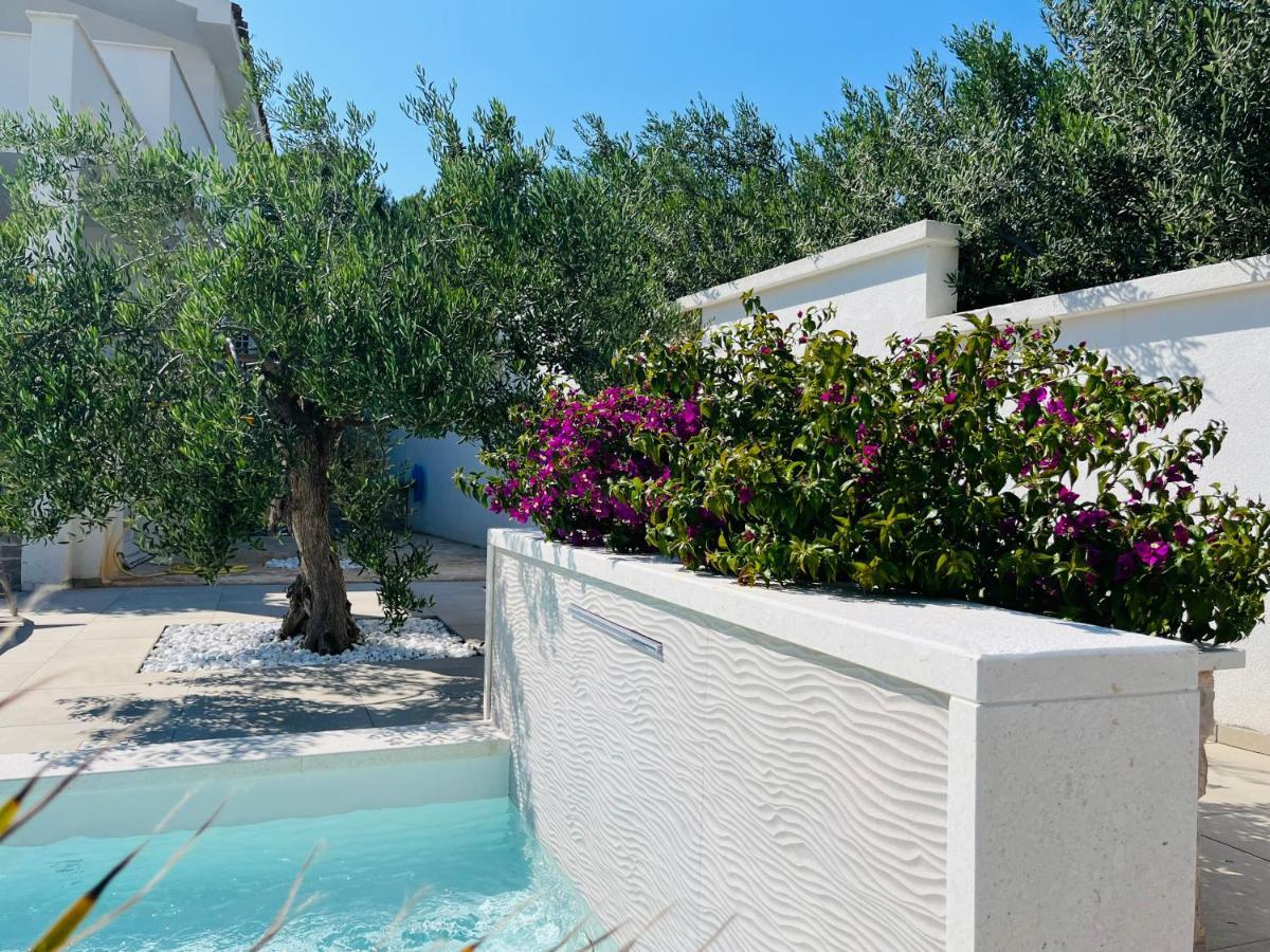 Apartments And Rooms Matesa Vodice Zewnętrze zdjęcie
