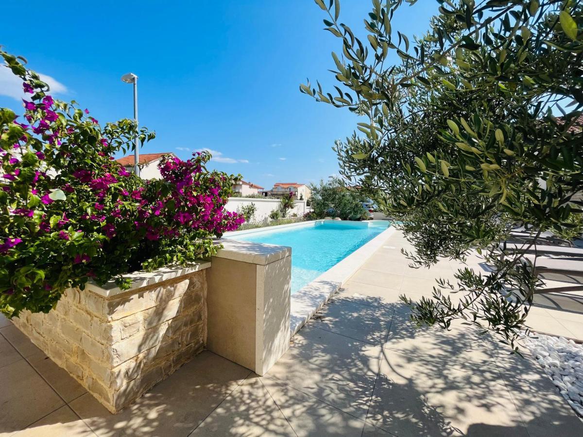 Apartments And Rooms Matesa Vodice Zewnętrze zdjęcie