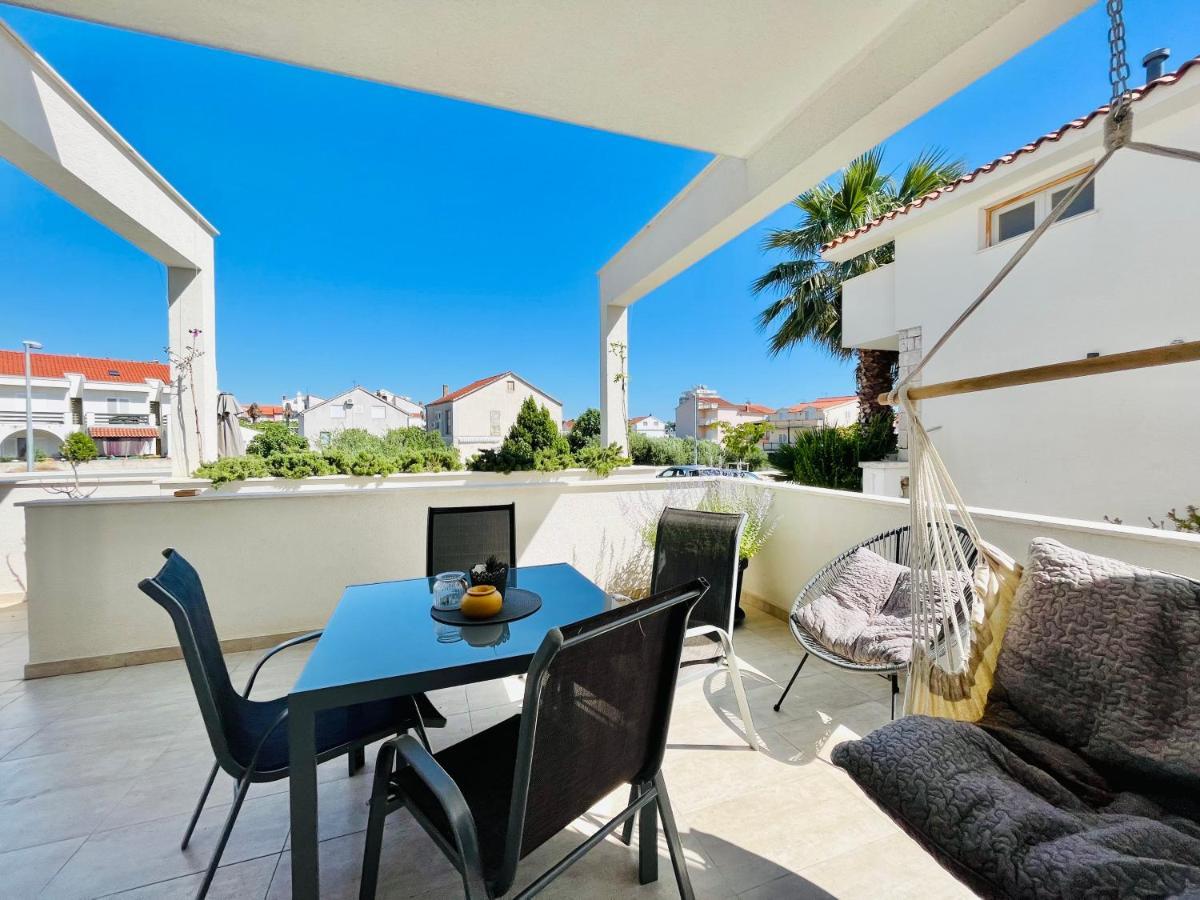 Apartments And Rooms Matesa Vodice Zewnętrze zdjęcie