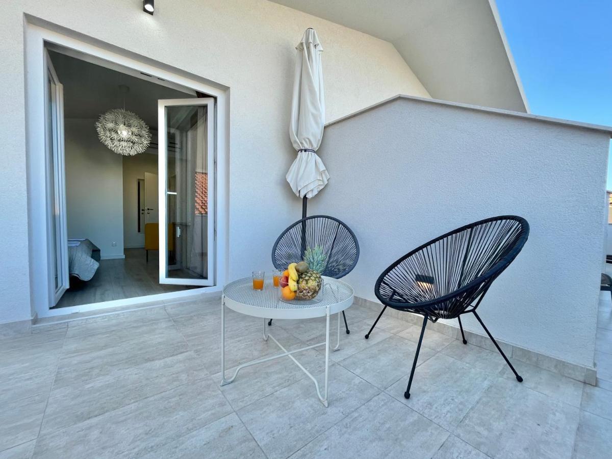 Apartments And Rooms Matesa Vodice Zewnętrze zdjęcie