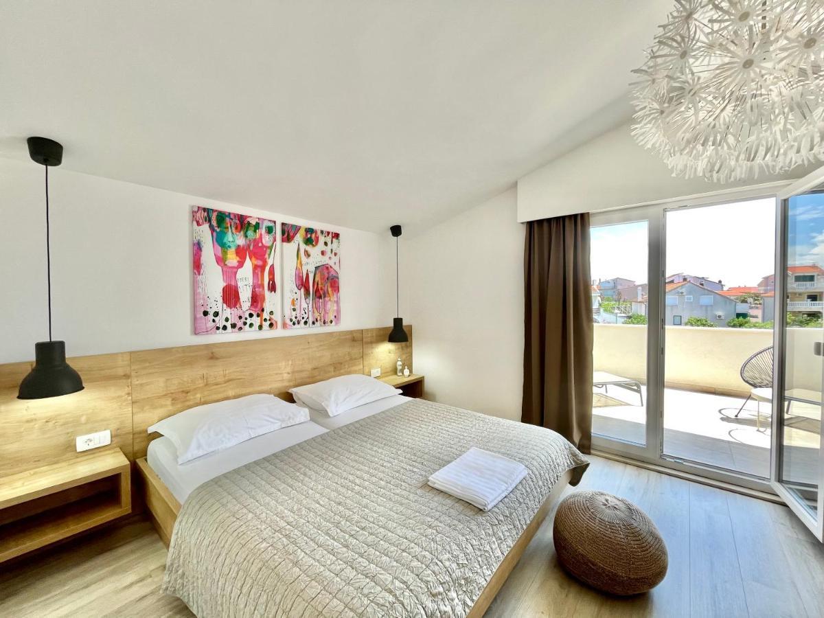 Apartments And Rooms Matesa Vodice Zewnętrze zdjęcie