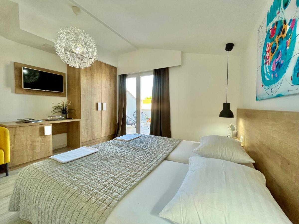 Apartments And Rooms Matesa Vodice Zewnętrze zdjęcie