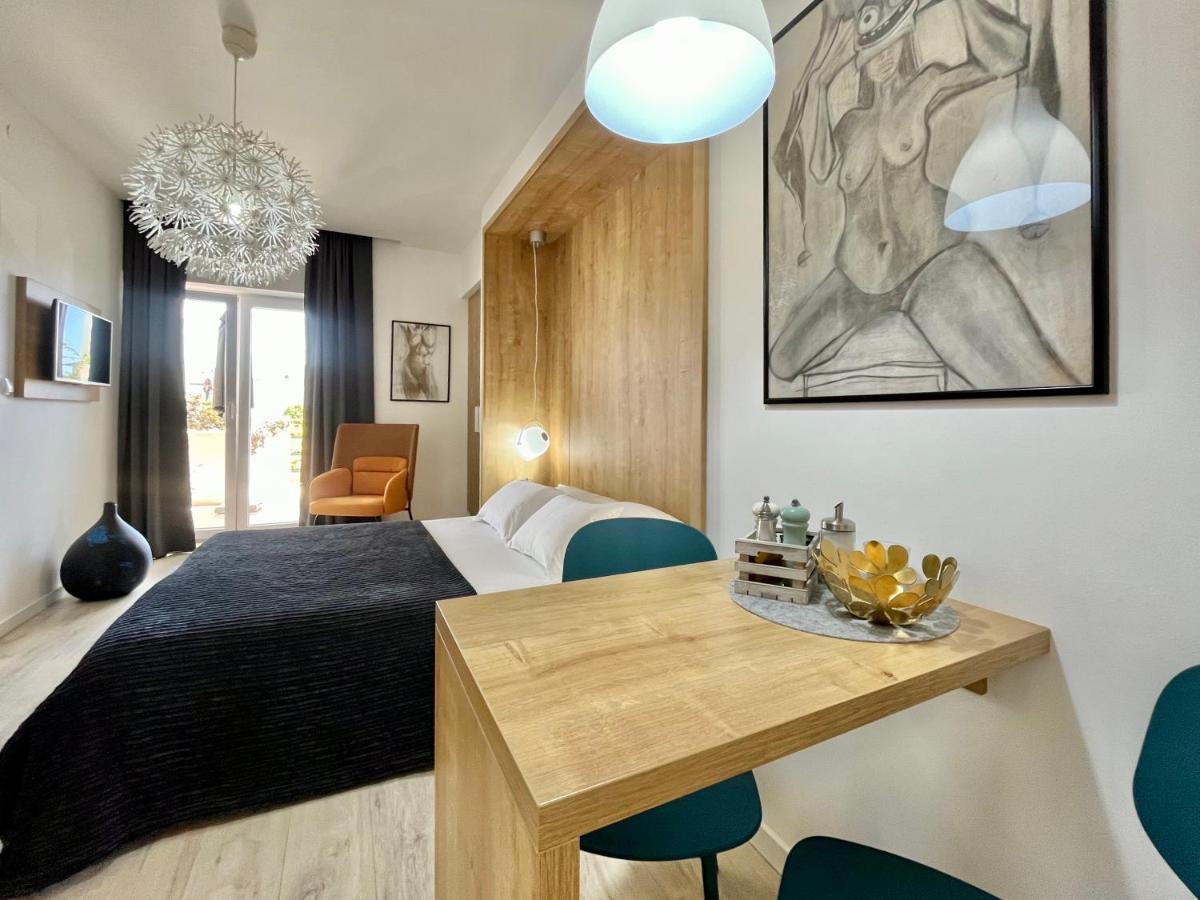 Apartments And Rooms Matesa Vodice Zewnętrze zdjęcie